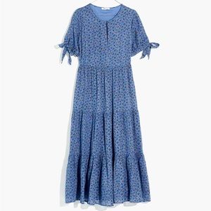 Madewell blue Tie-Sleeve Tiered Midi Dress in Calico Floral - Size Small